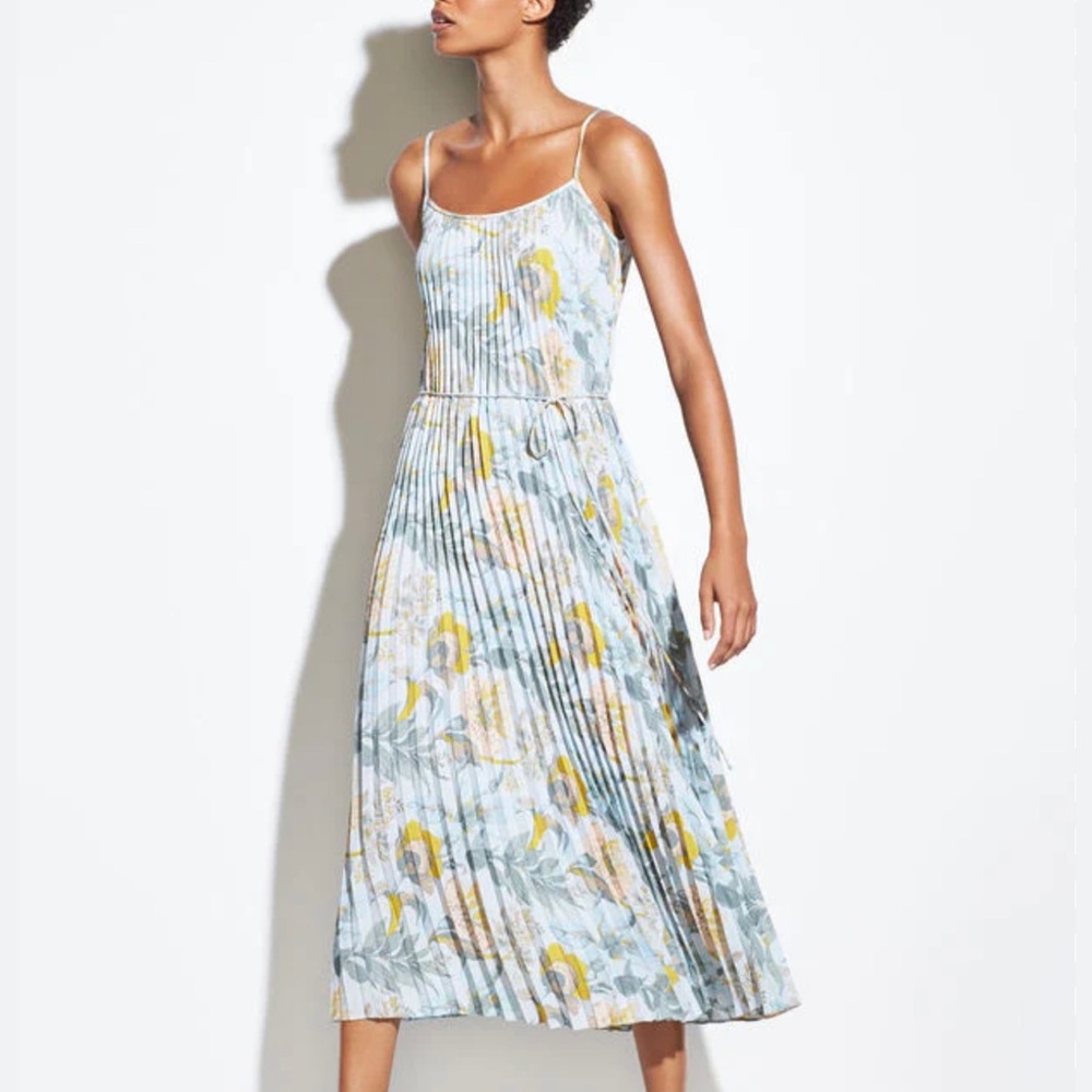 NWT Vince Pleated Floral Dress $325